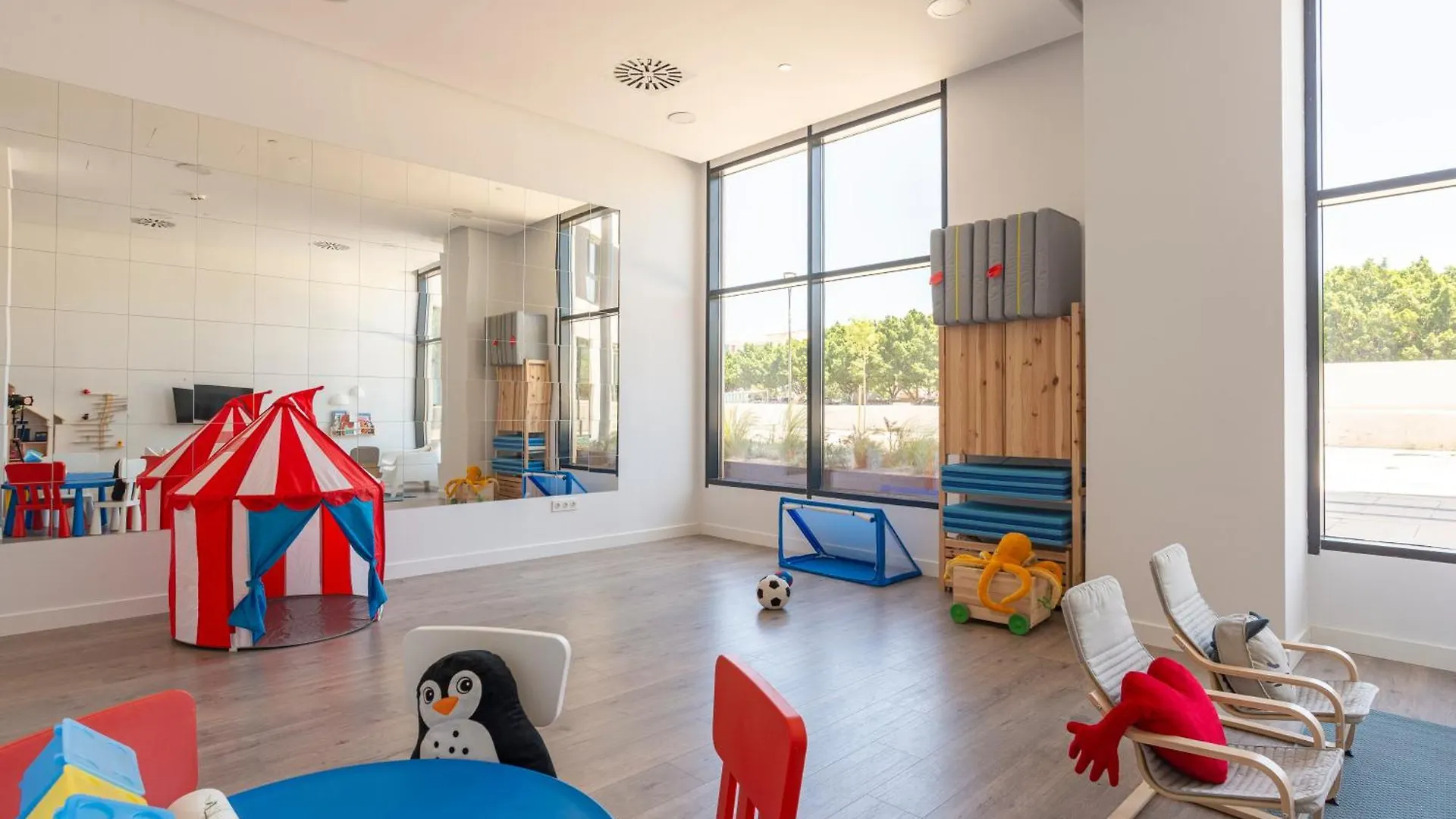 Skyline IV Pool & Coworking By Ele Apartments Málaga